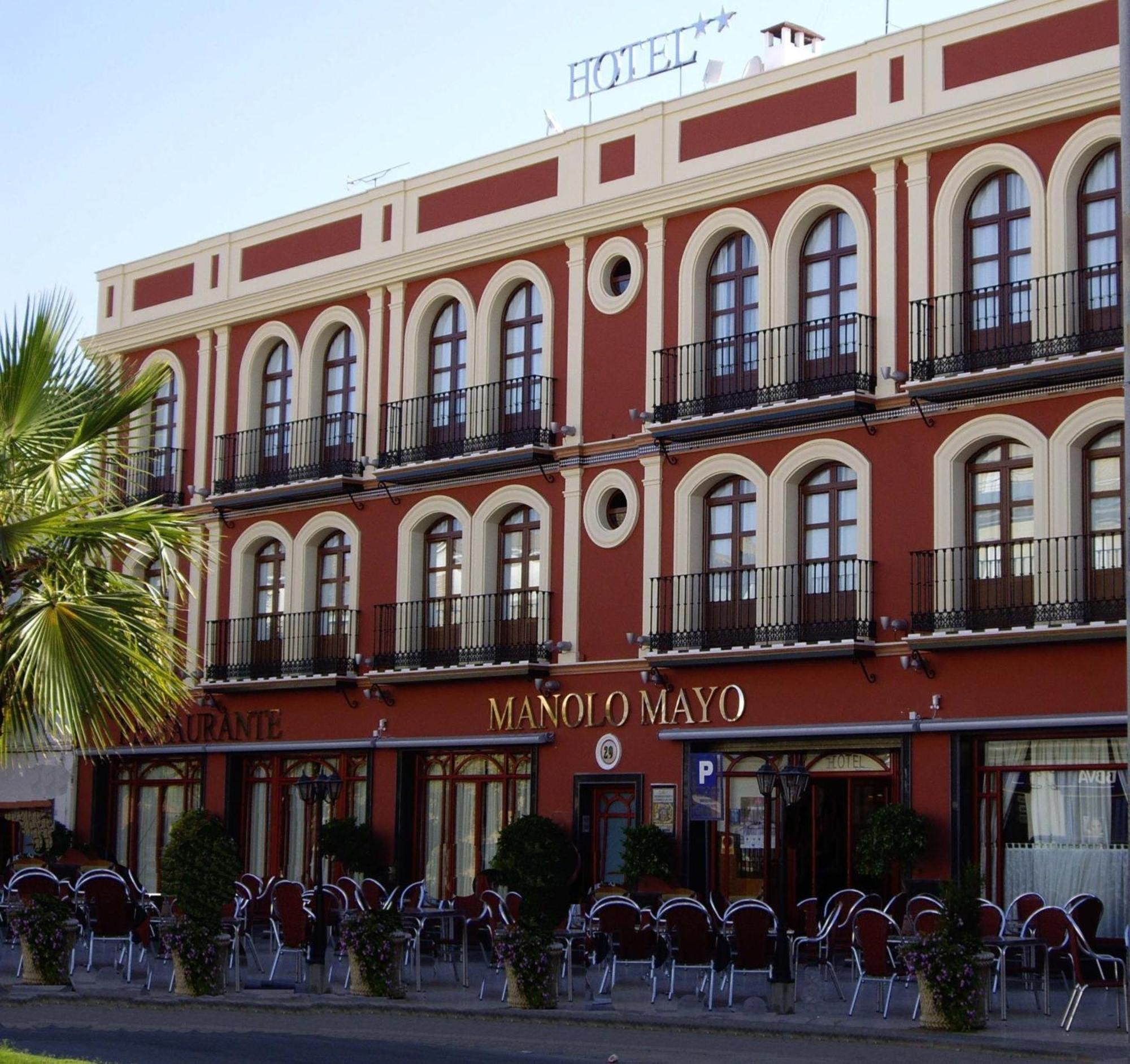 Hotel Manolo Mayo ロス・パラシオス・イ・ビジャフランカ エクステリア 写真